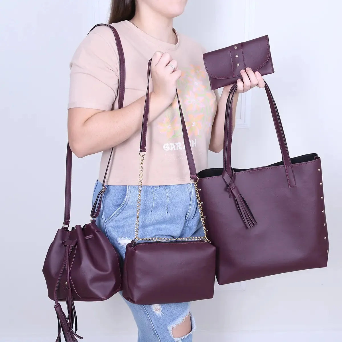 Conjunto de Carteras Elegancia Pure - Comprá 1 Llevate 4